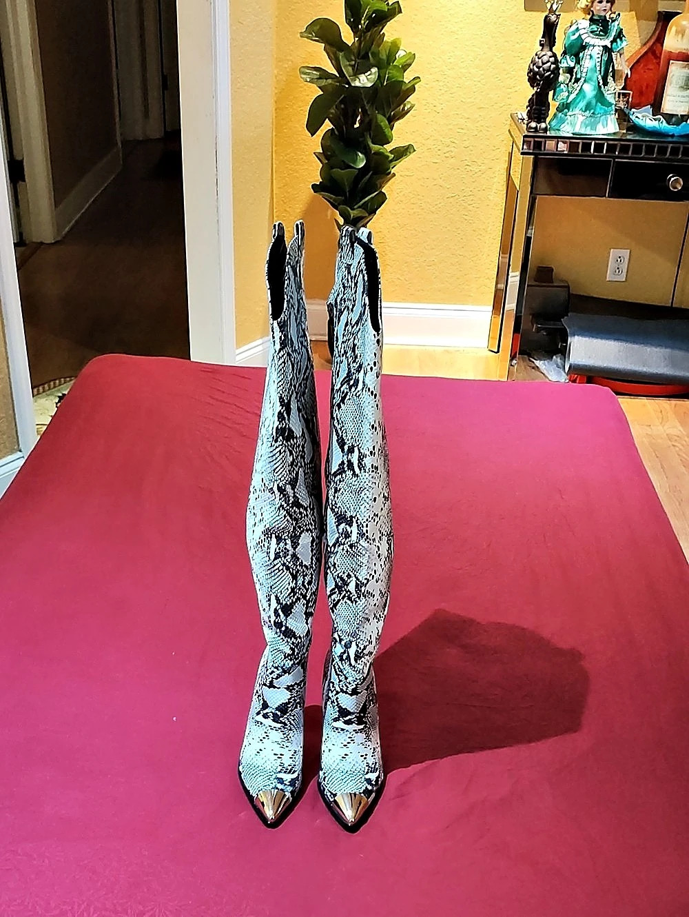 Women's Snake Print Over-the-Knee Boots US 8
